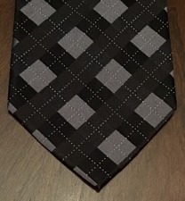 Van Heusen Black Gray 100 Silk Men  s Neck Tie Made In China