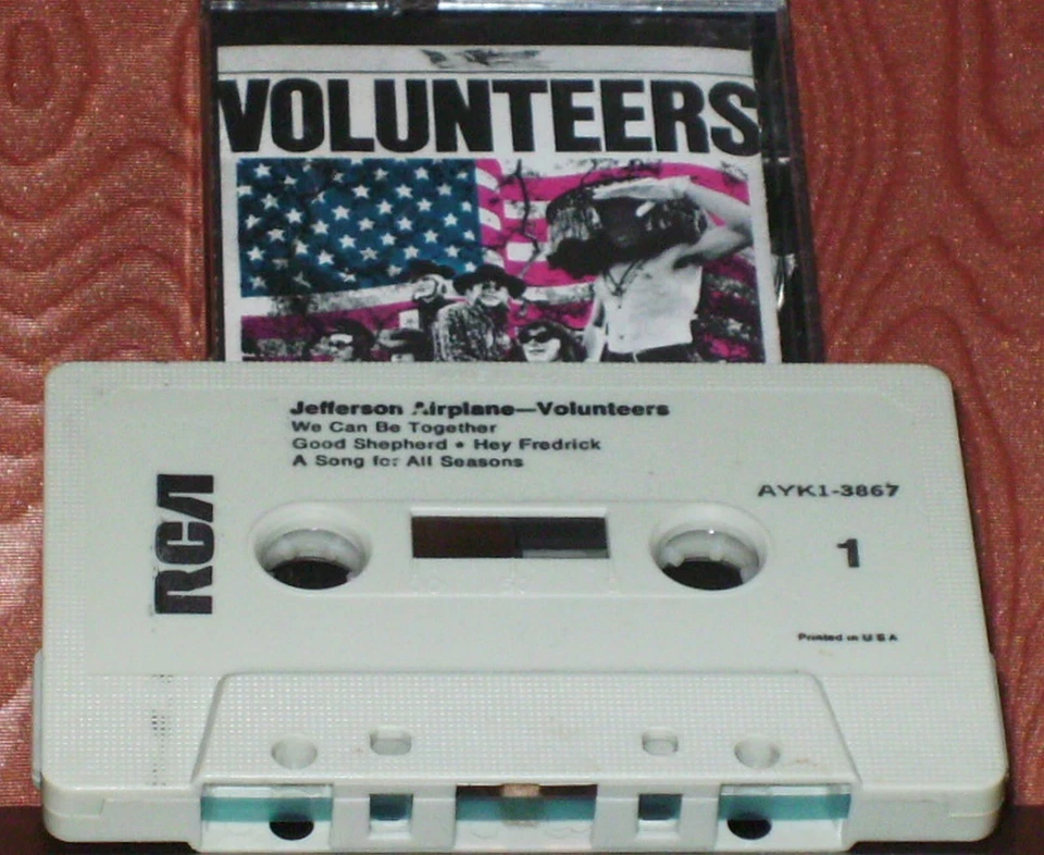 Jefferson Airplane Volunteers CASSETTE ALBUM ROCK USA issue, Classic Rock - Image 2 of 4