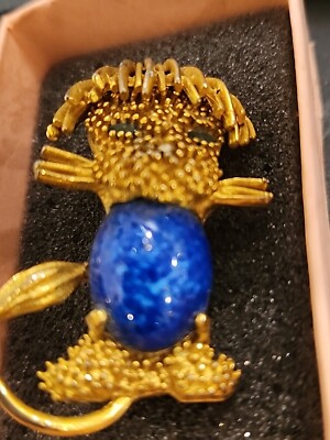 Lion Lovers Brooch Pauline Rader Signed Rhinestone  Rare. Blue Belly (556)