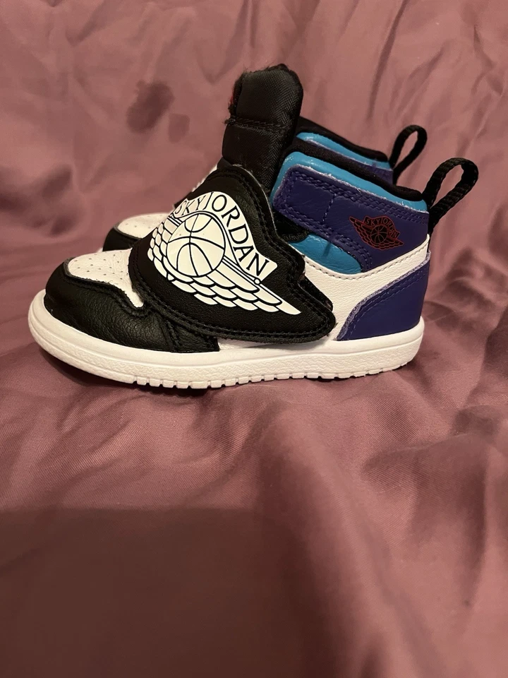 Air Jordan 1 Foto 2 de 4