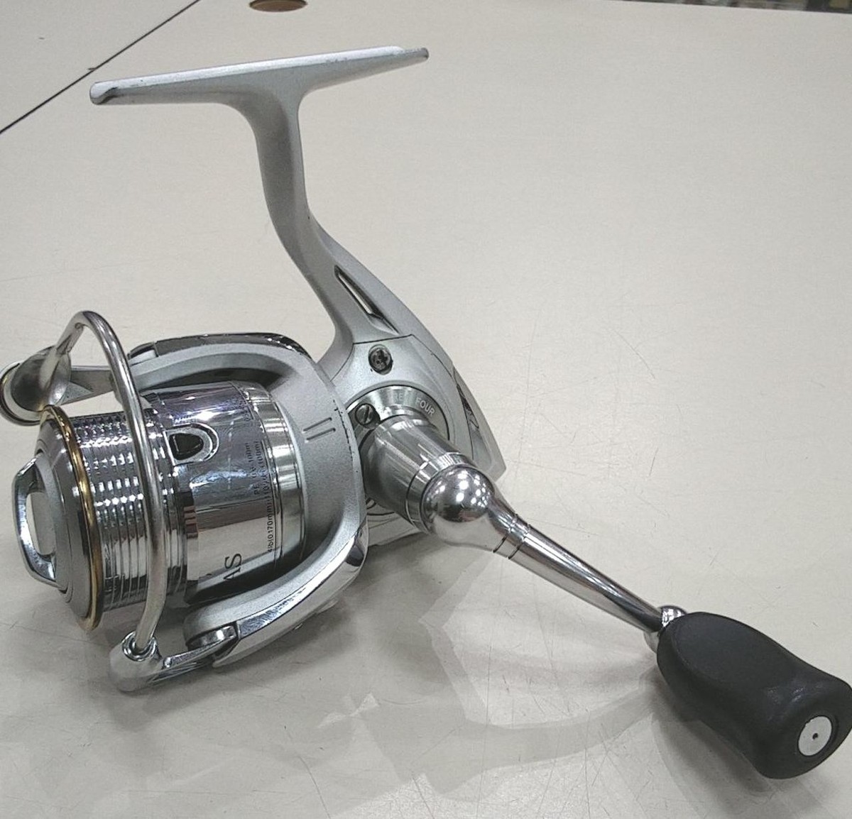 ダイワ 07 LUVIAS 2004 美品 DAIWA 07 Luvias 2004 Spinning reel 598465 | eBay