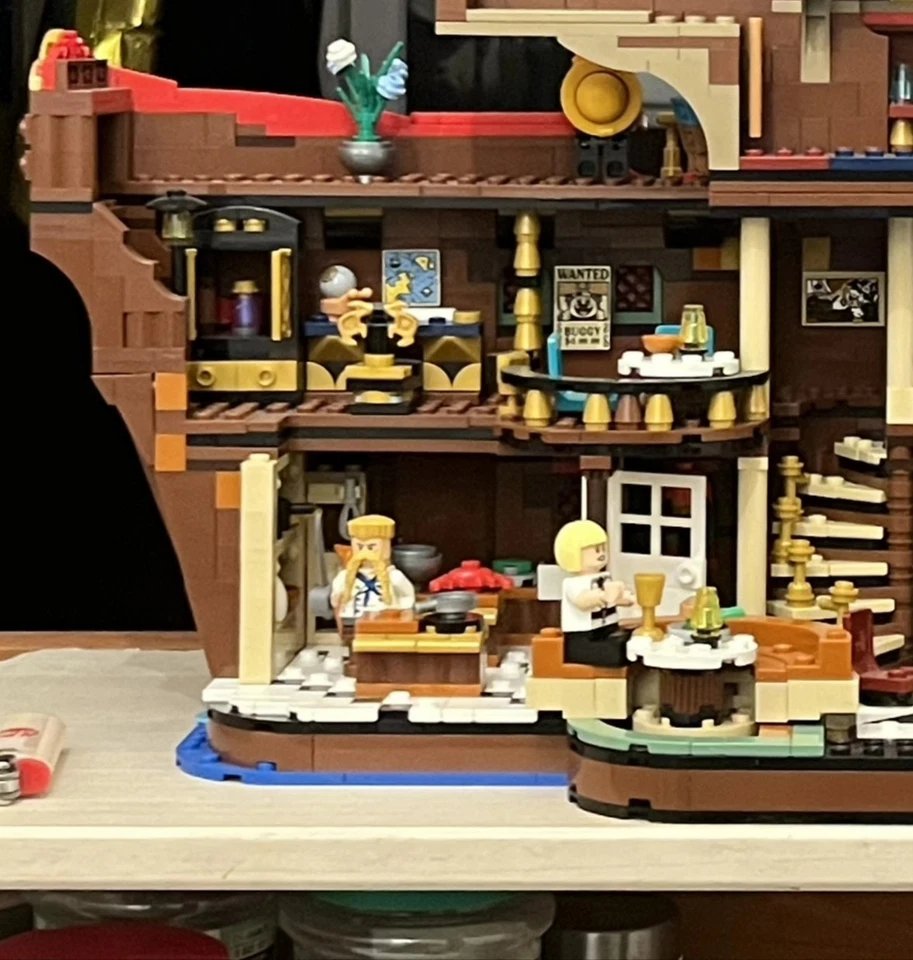 LEGO Ideas 21322 Pirates of Barracuda Bay, photo 2 sur 3