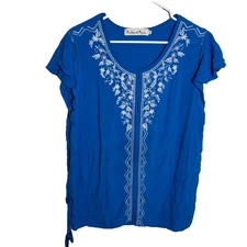 Madeline & Monroe Blouse Women's XXL Blue Eyelet Round Neck Short Sleeve Tie Top