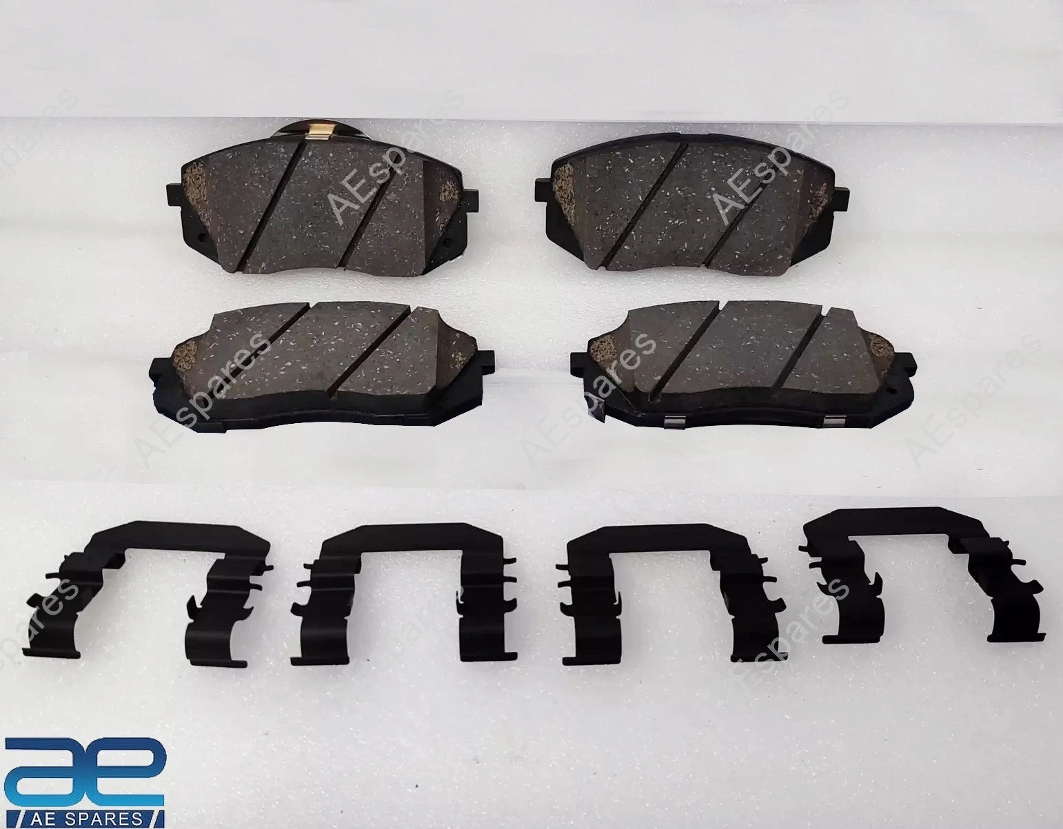 Front Brake Pad Kit for Hyundai Sonata (YF) 2012-2015, I45 2010-2014 581013SA35