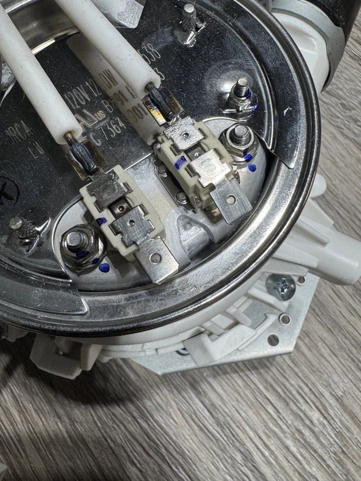 AGM30016301 LG OEM Pumpe Motor Baugruppe Neu