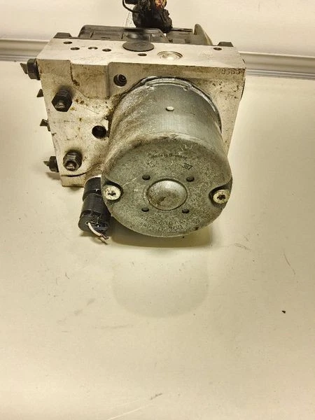 BMW 745i 760i 2002-2005 ABS conjunto de módulo de control de bomba de freno antibloqueo OEM Foto 3 de 4