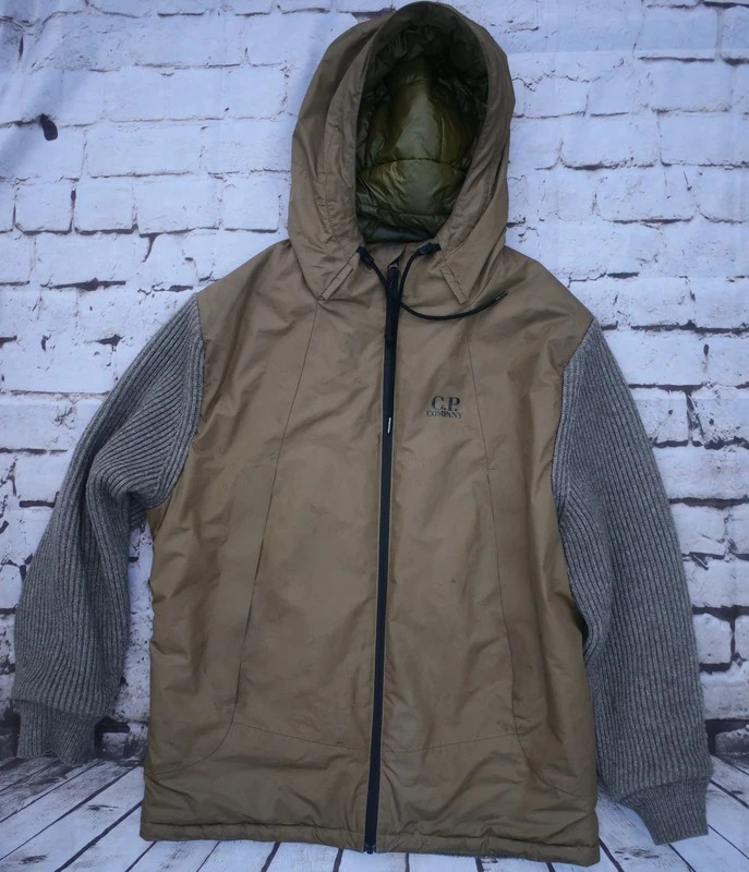 Cp Company Micro-M Hooded Down Wool  Jacket Size medium