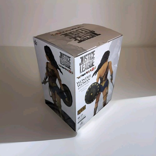 Icon Heroes: Wonder Woman Battle Ready 8" Statue PBM Exclusive SUPERSALE - Picture 3 of 5