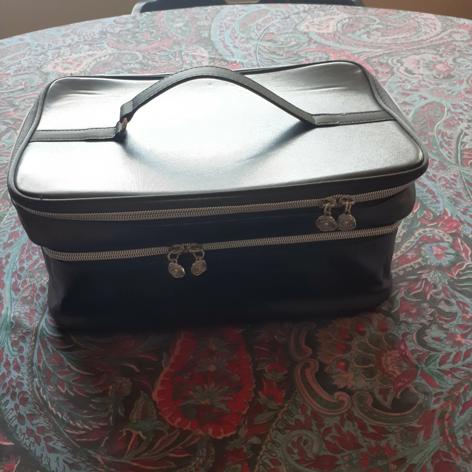 Lancome Two Layer Cosmetic Synthetic Leather Train Case Organizer - Black NEW