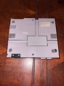 Rare Mattel Version Nintendo NES Console (NES-001 ITA) + 2 Controllers - Tested