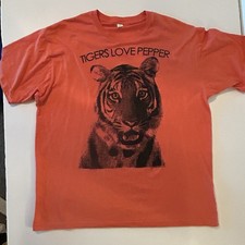 The Hangover Movie Tigers Love Pepper Mens T-Shirt XL Bradley Cooper Ken Jeong