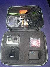 GOPRO HERO 4 DIGITAL CAMERA BUNDLE