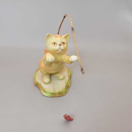 Vintage Enesco Ceramic Orange Tabby Cat Kitten Figurine Fishing Pole 3.25" - Picture 3 of 7
