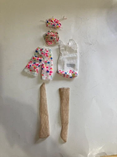 Francie First Things First Lingerie Stockings Set #1252 Barbie Vtg MOD 🎀