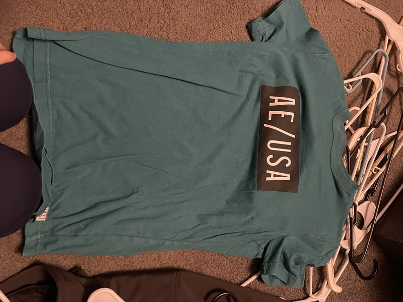 american eagle graphic tee mens small