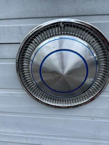 Airstream 15” Set 4 Hubcaps Full Wheel covers Used 1960-1980Blue AccentStainless - Picture 5 of 11