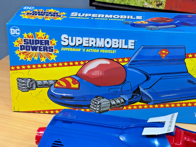   DC Comics Super Powers Supermobil Superman Fahrzeug McFarlane Toys 1:18 OVP