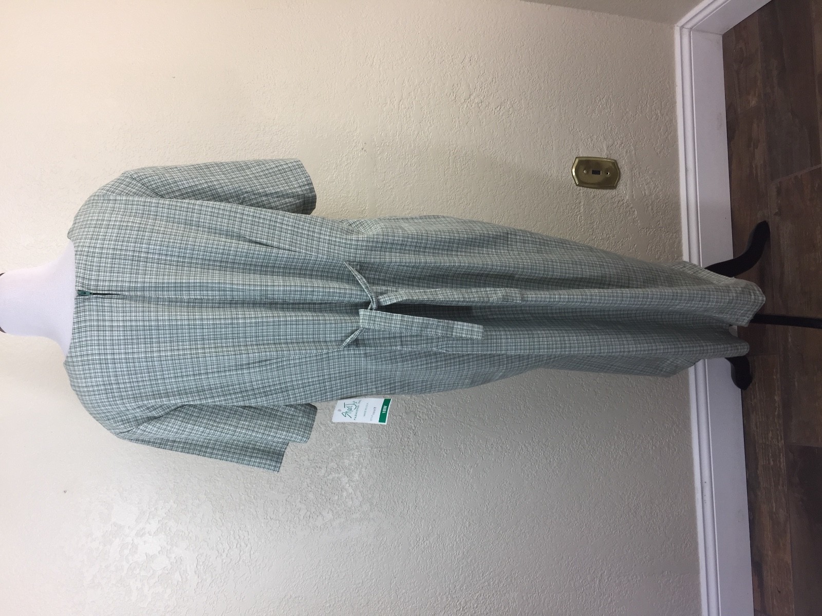 Picture 7 of 10