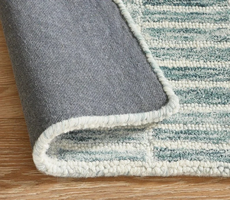 Alfombra de lana acolchada a mano Capitola Straw - Alfombra de lana 5x8, 8x10, 9x12, 10x14 Foto 2 de 4