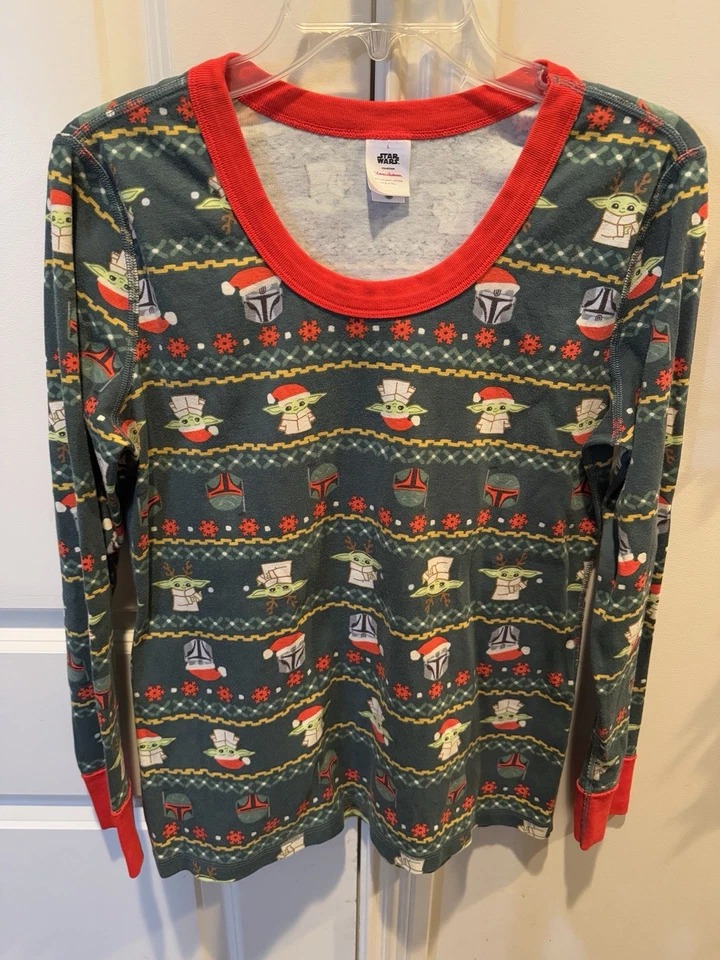 Pijama feminino Hanna Andersson Star Wars Grogu Mandolorian Natal tamanho G - Imagem 2 de 4