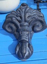 VINTAGE CAST IRON ROLL BATH CLAW FEET