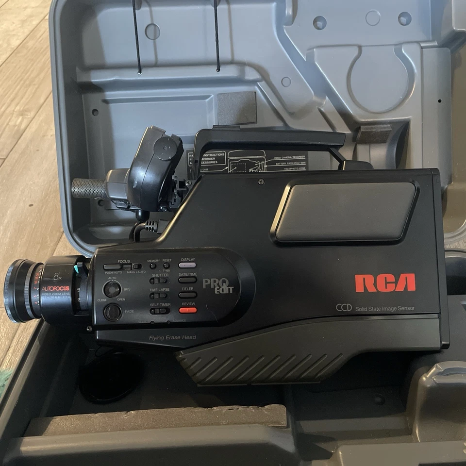 RCA CC415 VHS-C Camcorder w/ Case, Keys, Lenses, Battery & Cables – Untested - Image 3 of 4