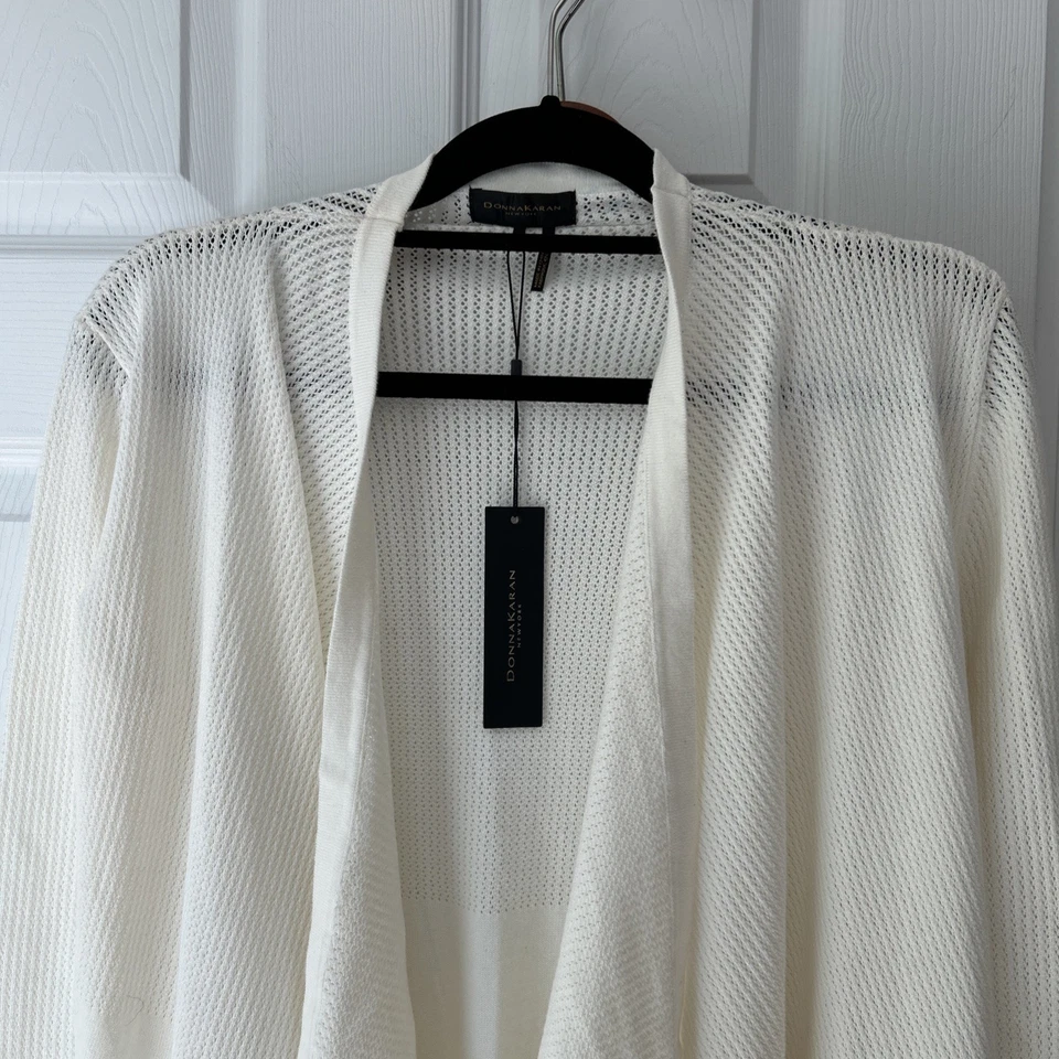 Suéter feminino Donna Karan Black Label creme frente aberta XS/PEQUENO - Imagem 2 de 4