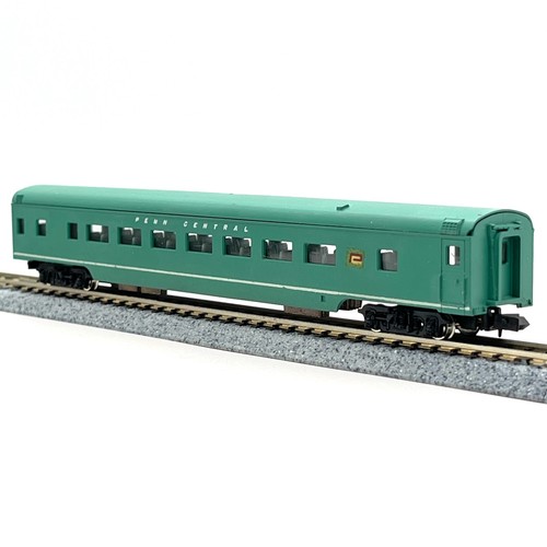Con-Cor 4011C Penn Central Smoothside Pullman Passenger Coach N Scale - Picture 5 of 10