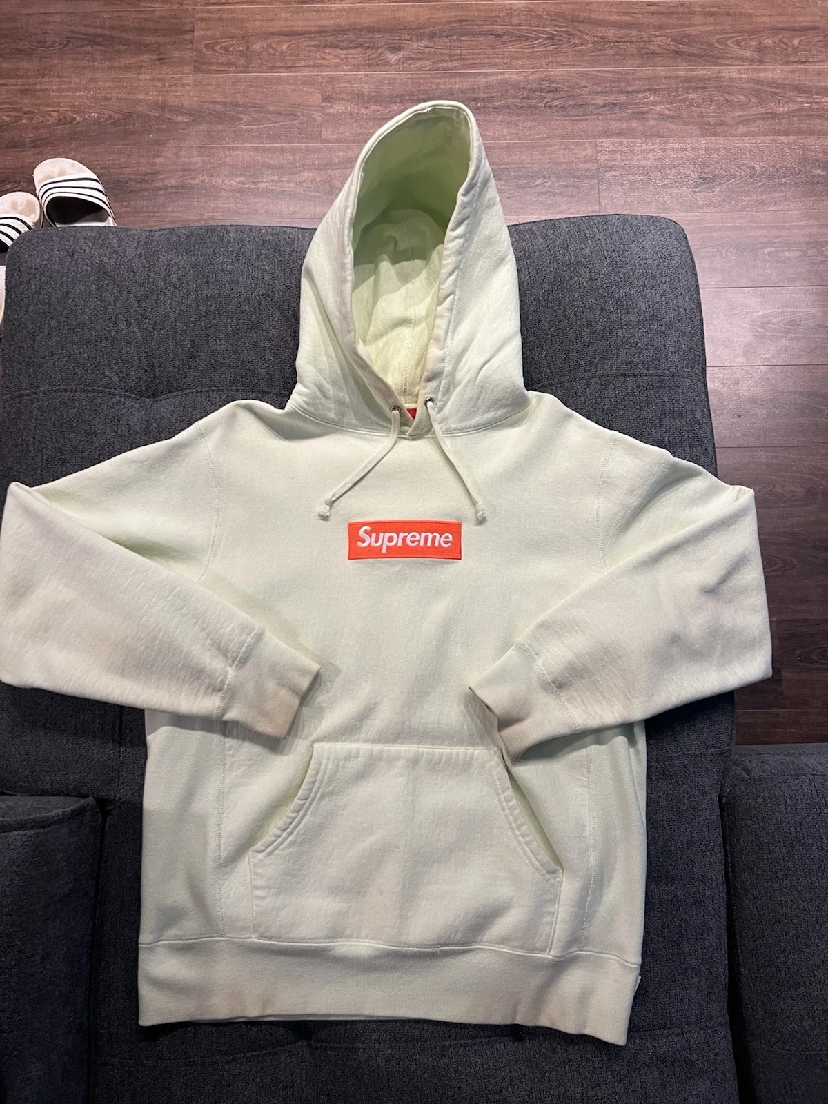 Sweat à capuche logo Supreme Box citron vert pâle taille moyenne automne hiver 2017 FW2017