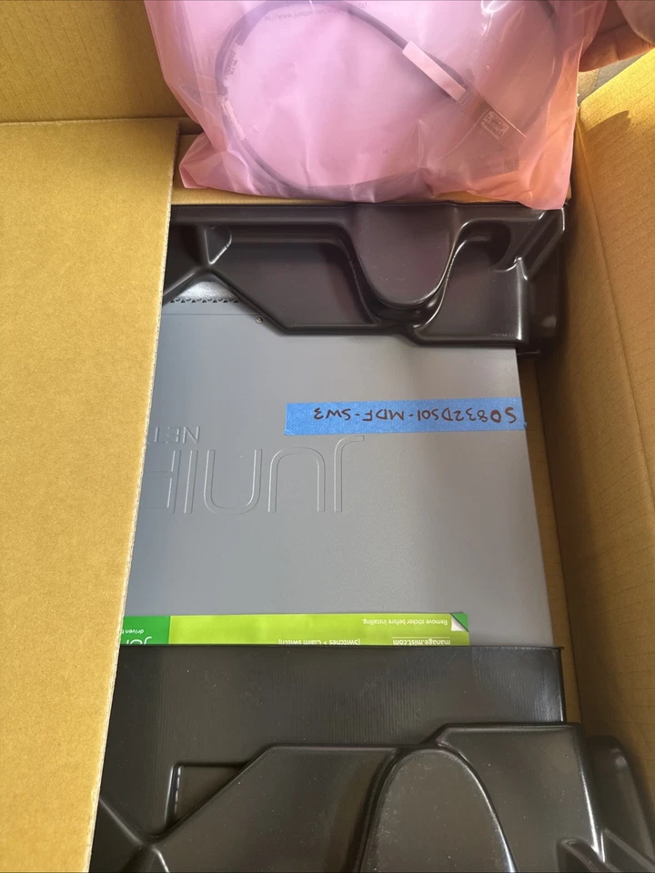 Juniper Networks EX2300-48P JNP EX2300 Switch - Image 3 of 4