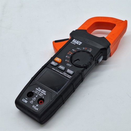Pinza amperimétrica digital de rango automático Klein Tools CL800 AC/DC True RMS - Imagen 2 de 5