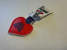 Aldi Gear Red Heart Quarter Keeper Coin Holder Clip Keychain Spring 2025 *NWT*