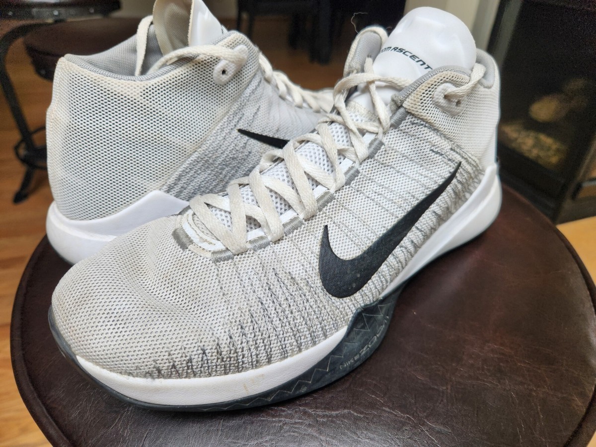 Size 10 Nike Zoom Ascention White Basketball Shoes Sneakers