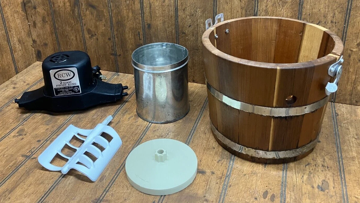Richmond Cedar Works RCW Frost King 2 Qt. Electric Ice Cream