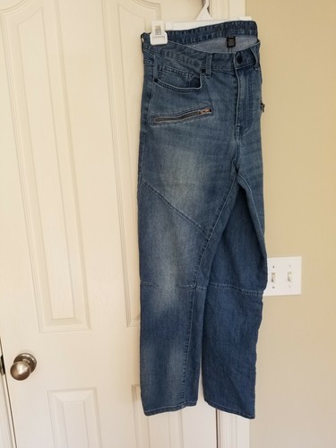 Kenneth Cole Reaction Mens Slim Moto 