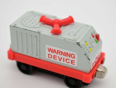 Thomas and Friends FOG HORN Warning Device Engine Railway Magnetic New Batteries
