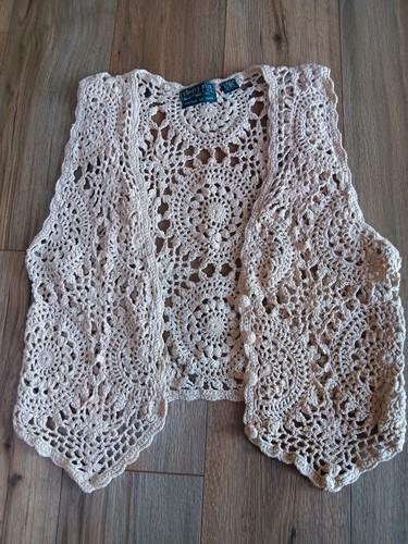 Vtg Cherry Stix Limited Hand Knitted Crochet Button Up Vest One Size Beige Ivory