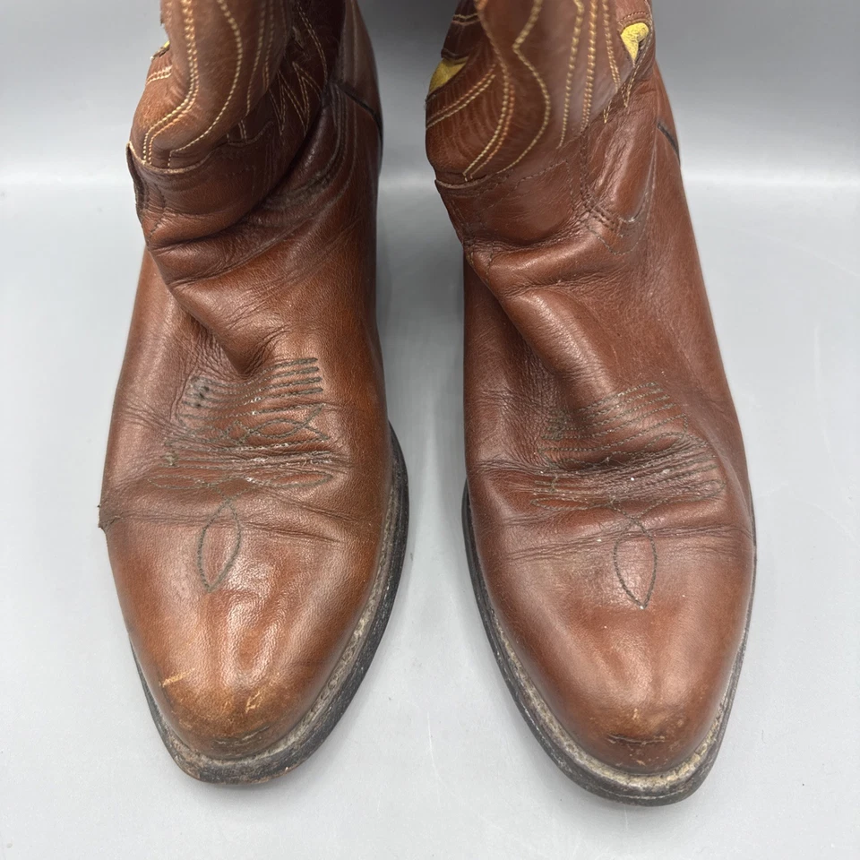 Botas Frye Cowboy Western Couro EUA Borgonha Boho Vintage Anos 70 Anos 80 8,5 B - Imagem 3 de 4