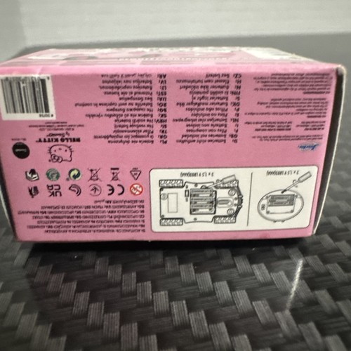 Zuru Mini Brands Serie 3 Giocattoli Nuovo Hello Kitty Telecomando Auto - Foto 5 di 5