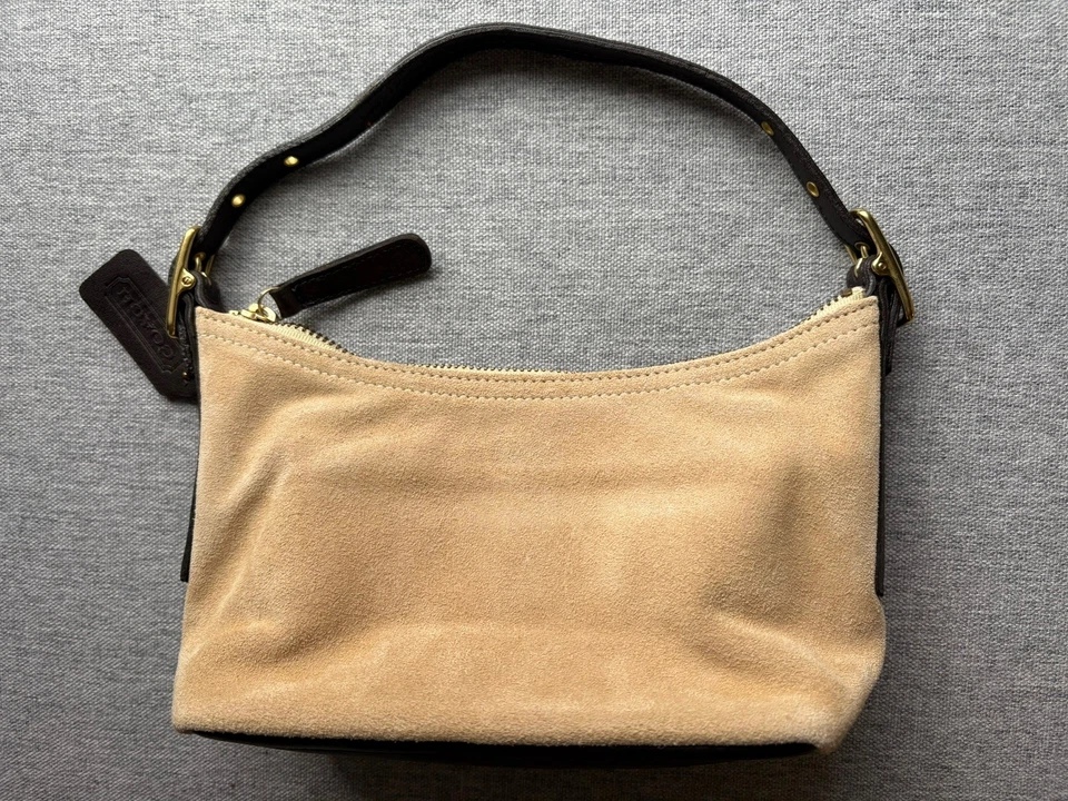 ENVÍO GRATUITO | RARO | Bolso de hombro pequeño de gamuza Coach estilo latón tostado K1D-9859 Foto 4 de 4