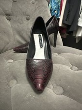 Alice  Olivia Dina Snake-Embossed Leather Point Toe Pumps - Size 36.5 us 6.5 