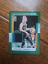 2025 Panini Donruss WNBA - Courtney Vandersloot #34 Jersey Series/30