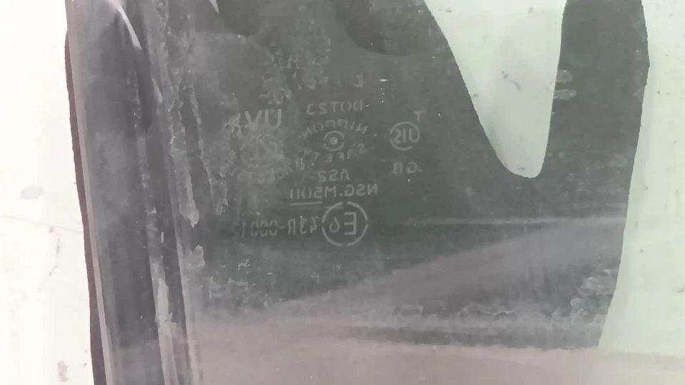 Puerta delantera derecha pasajero ventana vidrio 4 puertas sedán se adapta 09-10 INFINITI G37 Foto 4 de 4