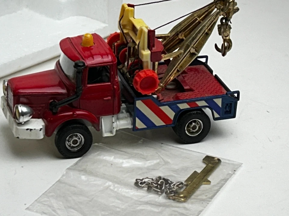 Corgi No. 1144 Wrecker Truck with Original Box - Image 2 of 4