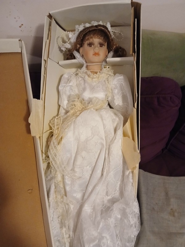 vintage porcelain  Bride  doll 1980s  Chantell collection 