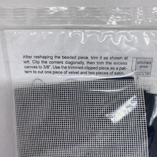 Beads On Needlepoint Canvas Persian Rug Eyeglass Case. DIY New - Picture 7 of 7