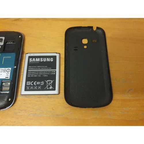 Samsung Galaxy S3 Mini VE GT-I8200N Smartphone Black 4" Screen (1GB+8GB) - Parts - Picture 13 of 14