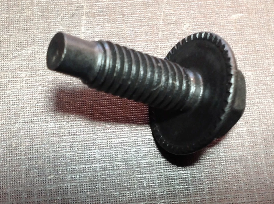 25 piezas 5/16-18 x 1" carrocería guardabarros cabeza hexagonal dentada brida arandela pernos se adapta a Ford Foto 4 de 4