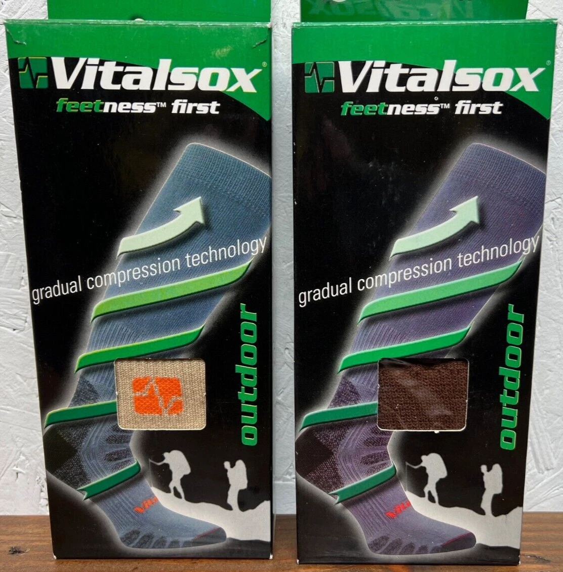 VitalSox Gradual Compression Outdoor Sports Socks - Unisex - Soft Padded Footbed