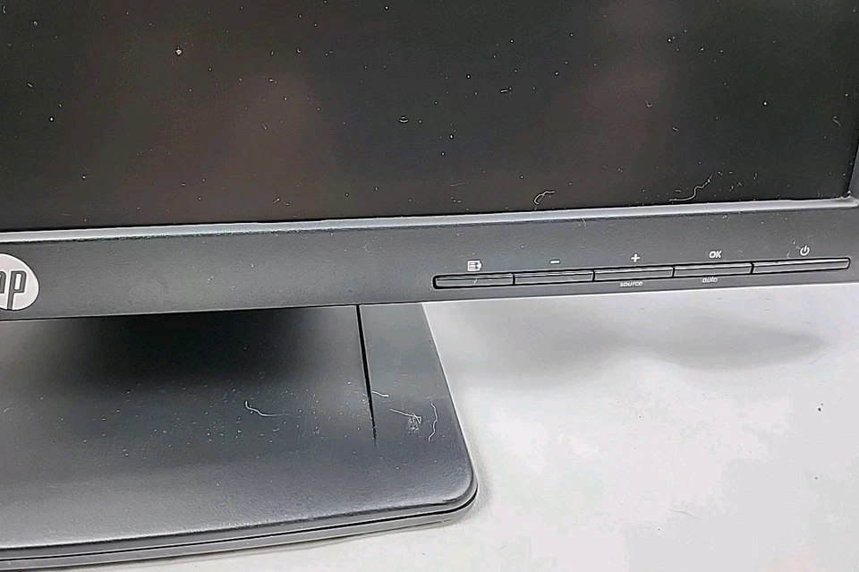 HP LA2206X Hstnd-3191-A(B) 21.5" LCD Color Monitor Black w/Stand Displayport Hp2 - Image 3 of 4